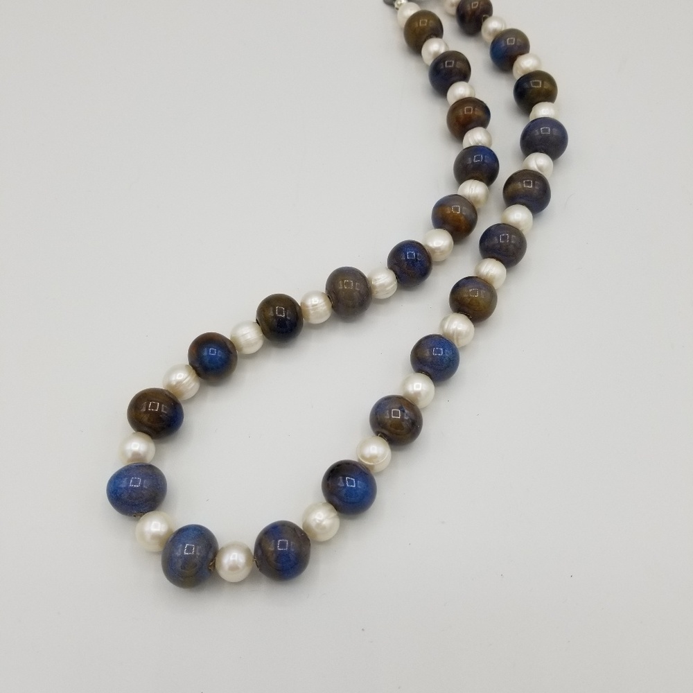 Freshwater pearl and ceramic bead necklace